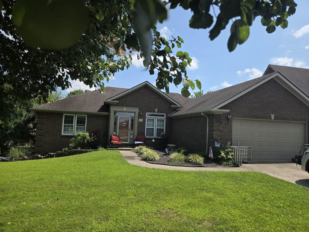 309 Savanna Drive, Richmond, KY 40475