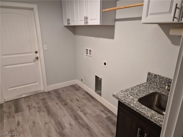 2360 Mallard Avenue, Pahrump, NV 89048