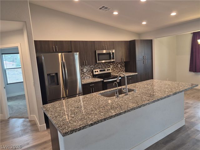 2360 Mallard Avenue, Pahrump, NV 89048