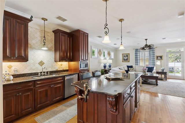 1232 POINSETTIA AVENUE, Orlando, FL 32804