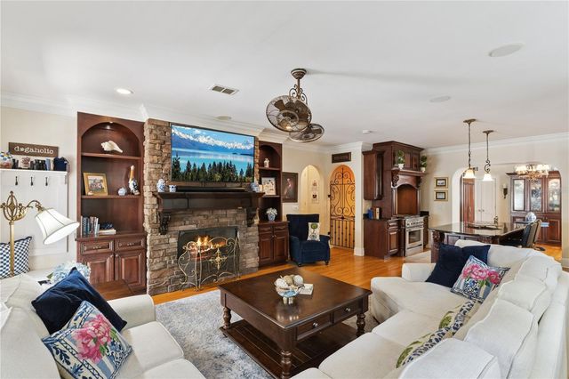 1232 POINSETTIA AVENUE, Orlando, FL 32804