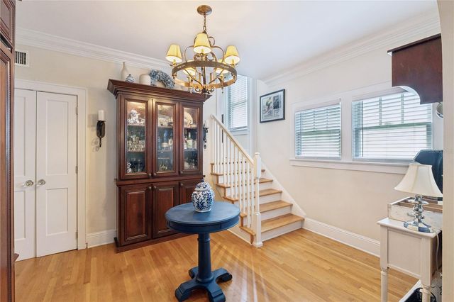 1232 POINSETTIA AVENUE, Orlando, FL 32804