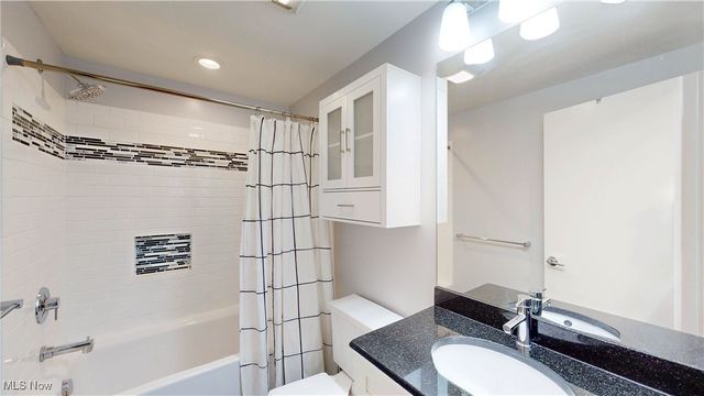 328 Plymouth Drive, Bay Village, OH 44140