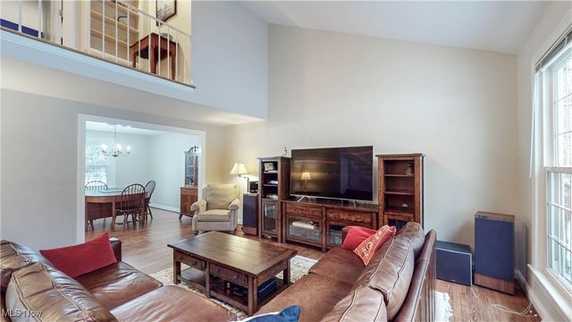 328 Plymouth Drive, Bay Village, OH 44140