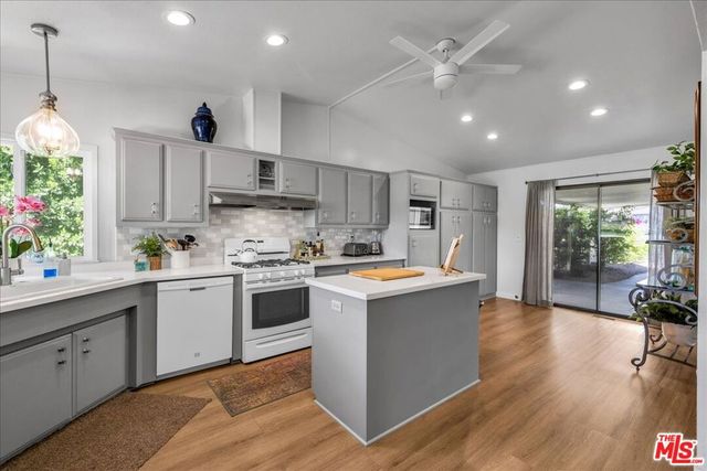 73450 Country Club Drive 261, Palm Desert, CA 92260