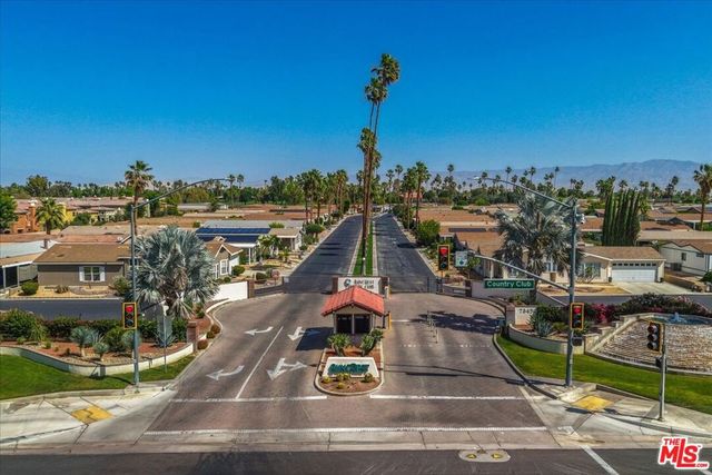73450 Country Club Drive 261, Palm Desert, CA 92260