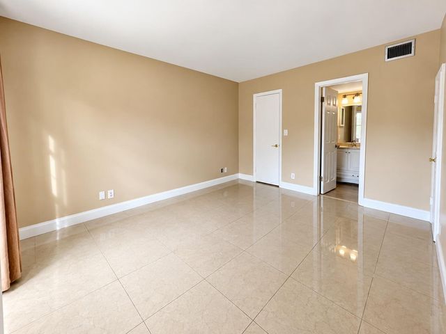 7385 W Sunrise Boulevard, Plantation, FL 33313