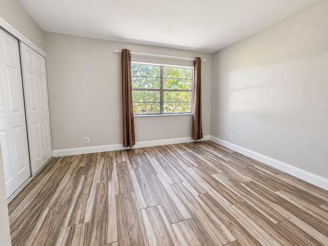 7385 W Sunrise Boulevard, Plantation, FL 33313