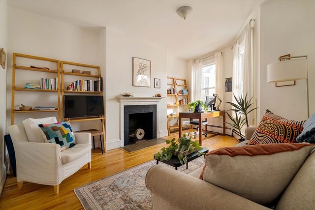 1800 Massachusetts Ave 23, Cambridge, MA 02140