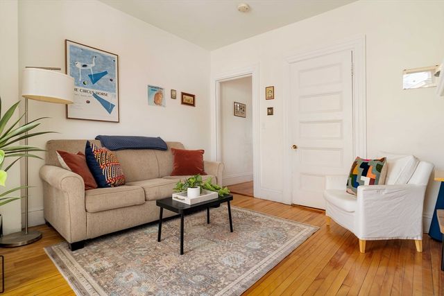 1800 Massachusetts Ave 23, Cambridge, MA 02140