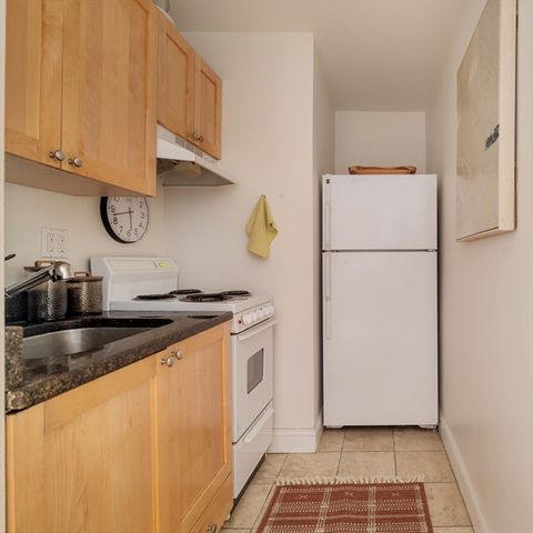 1800 Massachusetts Ave 23, Cambridge, MA 02140