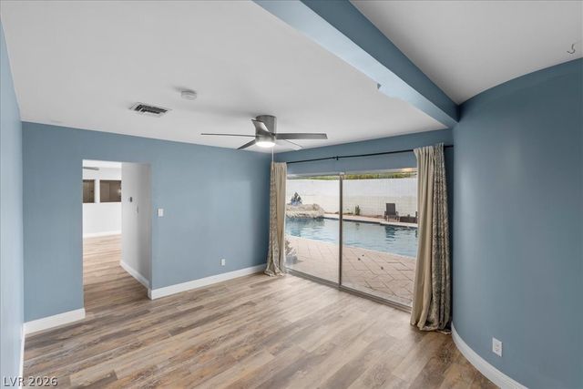 2211 Edgewood Avenue, Las Vegas, NV 89102