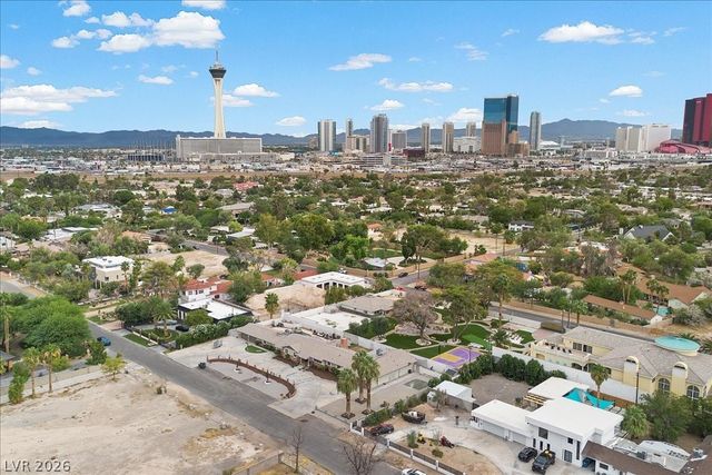 2211 Edgewood Avenue, Las Vegas, NV 89102