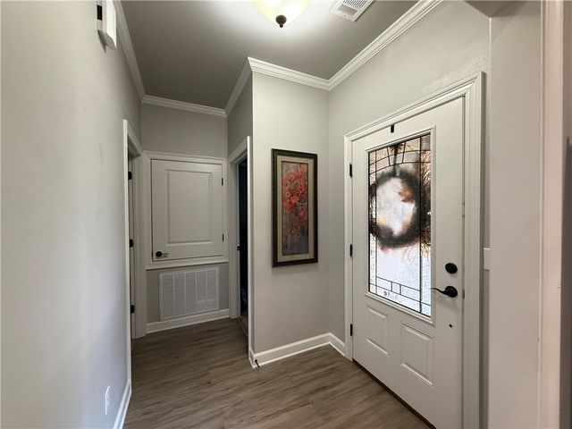 213 Cobblestone Court, Russellville, AR 72801