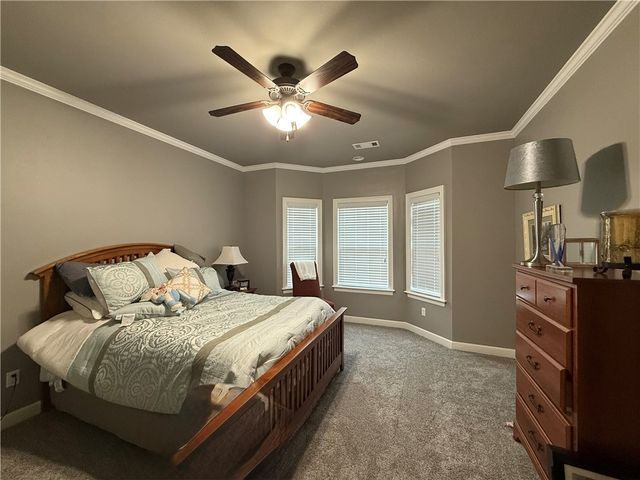 213 Cobblestone Court, Russellville, AR 72801