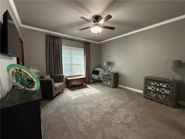 213 Cobblestone Court, Russellville, AR 72801