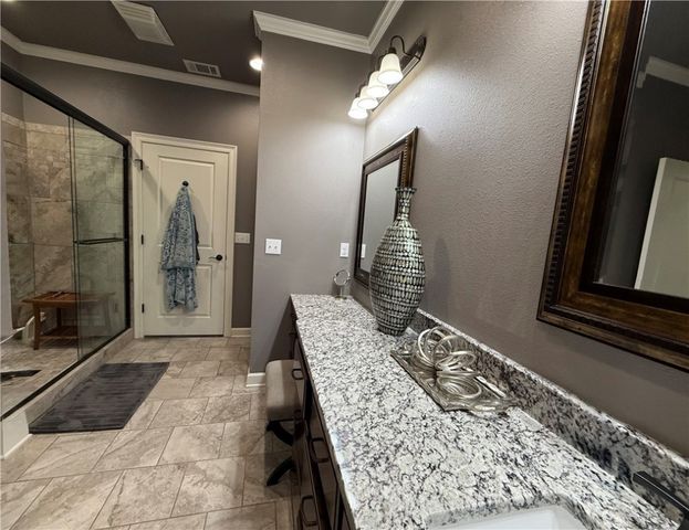 213 Cobblestone Court, Russellville, AR 72801