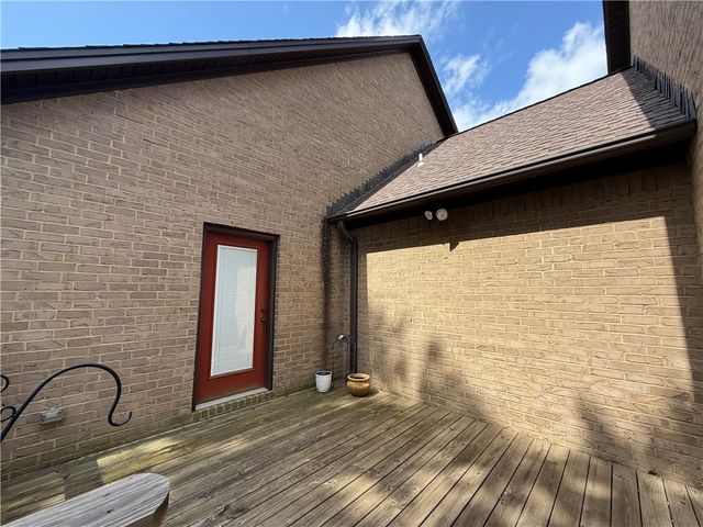 213 Cobblestone Court, Russellville, AR 72801