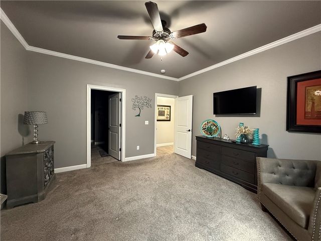 213 Cobblestone Court, Russellville, AR 72801