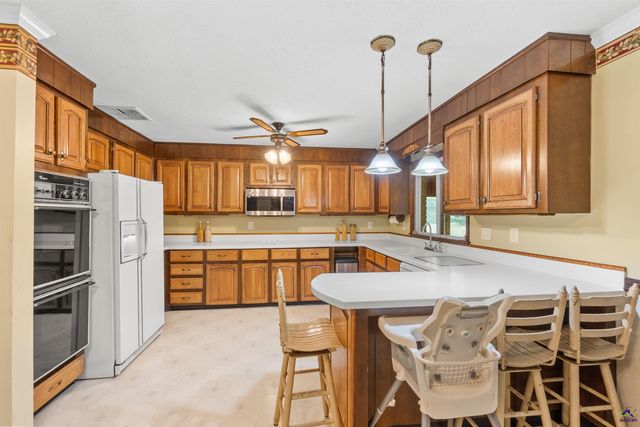 509 Woodhaven Road, Centerville, GA 31028