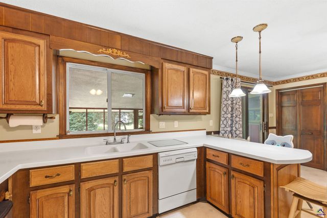 509 Woodhaven Road, Centerville, GA 31028