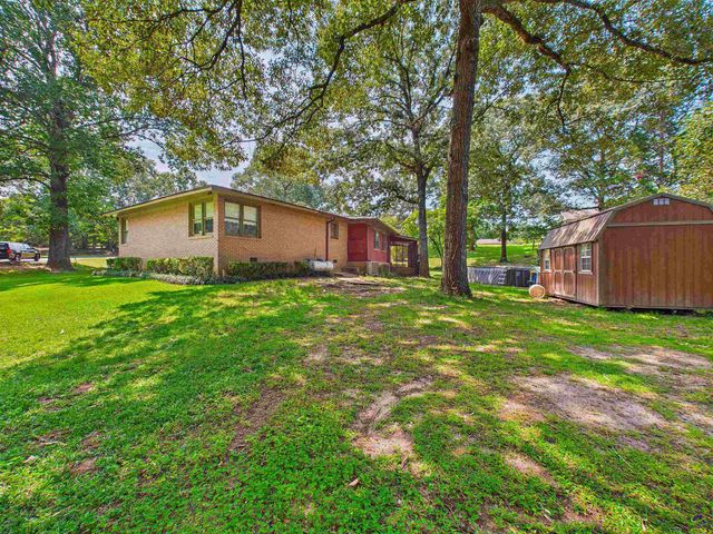 509 Woodhaven Road, Centerville, GA 31028