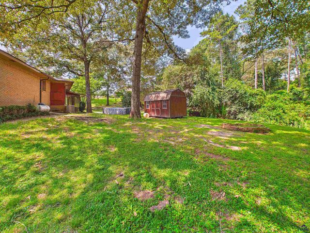 509 Woodhaven Road, Centerville, GA 31028