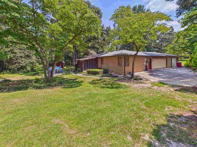 509 Woodhaven Road, Centerville, GA 31028