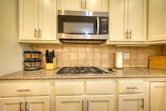 270 Highview Trace, Fayetteville, GA 30215