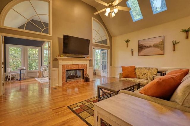 270 Highview Trace, Fayetteville, GA 30215