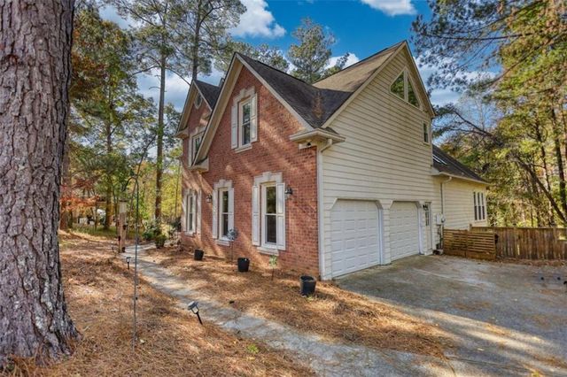 270 Highview Trace, Fayetteville, GA 30215