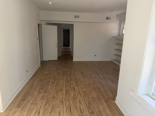 6716 S May Street, Chicago, IL 60621