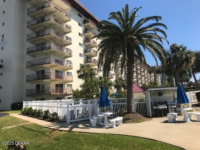 100 Silver Beach Ave Apt 926, Daytona Beach, FL 32118