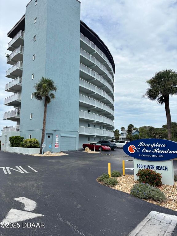 100 Silver Beach Ave Apt 926, Daytona Beach, FL 32118