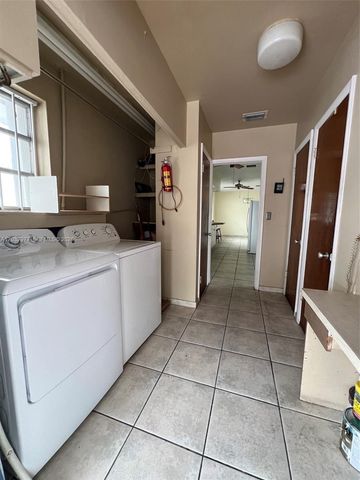 3201 SW 3rd St, Miami, FL 33135