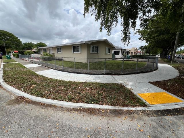 3201 SW 3rd St, Miami, FL 33135