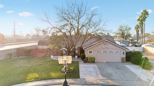 1421 Riverette Dr, Modesto, CA 95351