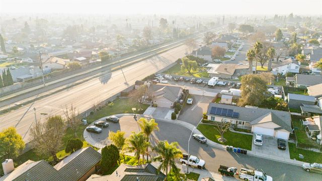 1421 Riverette Dr, Modesto, CA 95351