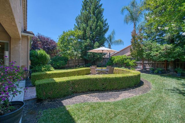 8405 N Paula, Fresno, CA 93720