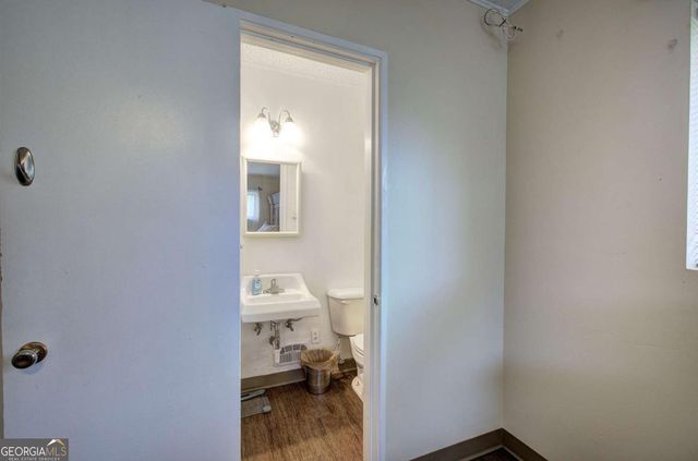 26 Cedar Lane, Cartersville, GA 30120