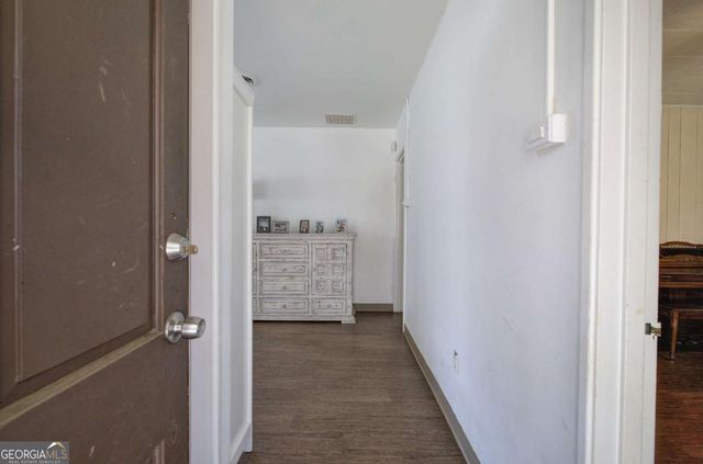 26 Cedar Lane, Cartersville, GA 30120