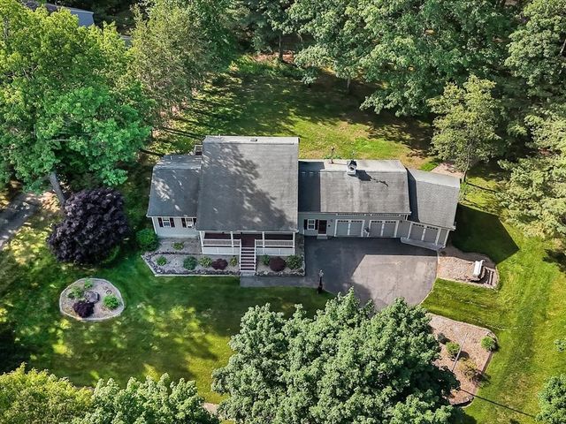 62 Old Yankee Rd, Haverhill, MA 01832