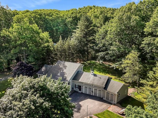 62 Old Yankee Rd, Haverhill, MA 01832