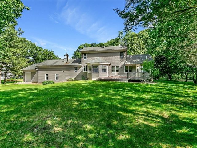 62 Old Yankee Rd, Haverhill, MA 01832