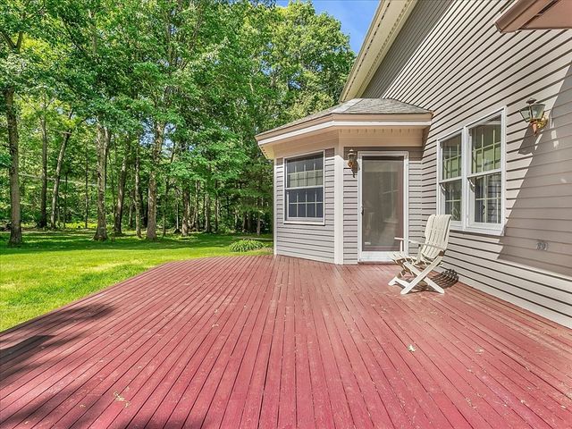 62 Old Yankee Rd, Haverhill, MA 01832