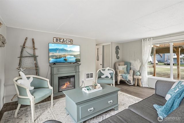 65 Chickamin Avenue, Hoquiam, WA 98550