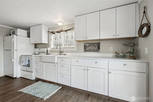 65 Chickamin Avenue, Hoquiam, WA 98550