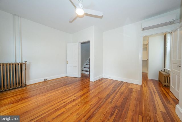 3740 MANAYUNK AVE, Philadelphia, PA 19128