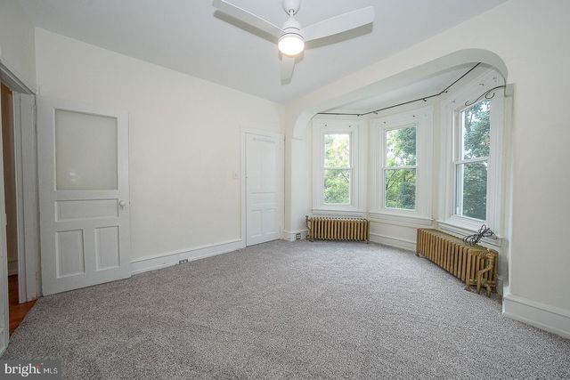3740 MANAYUNK AVE, Philadelphia, PA 19128