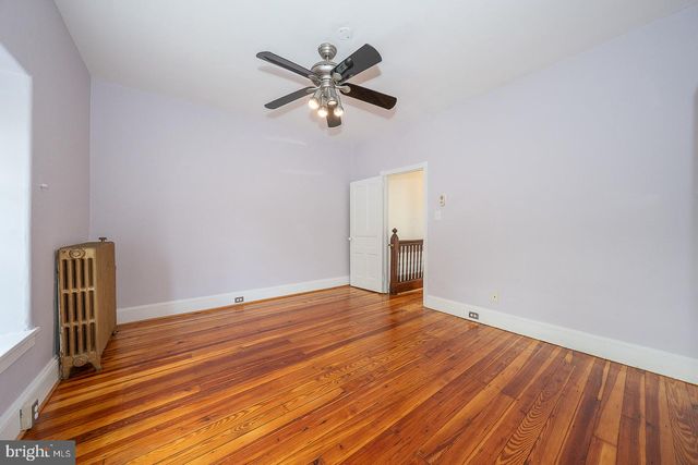 3740 MANAYUNK AVE, Philadelphia, PA 19128